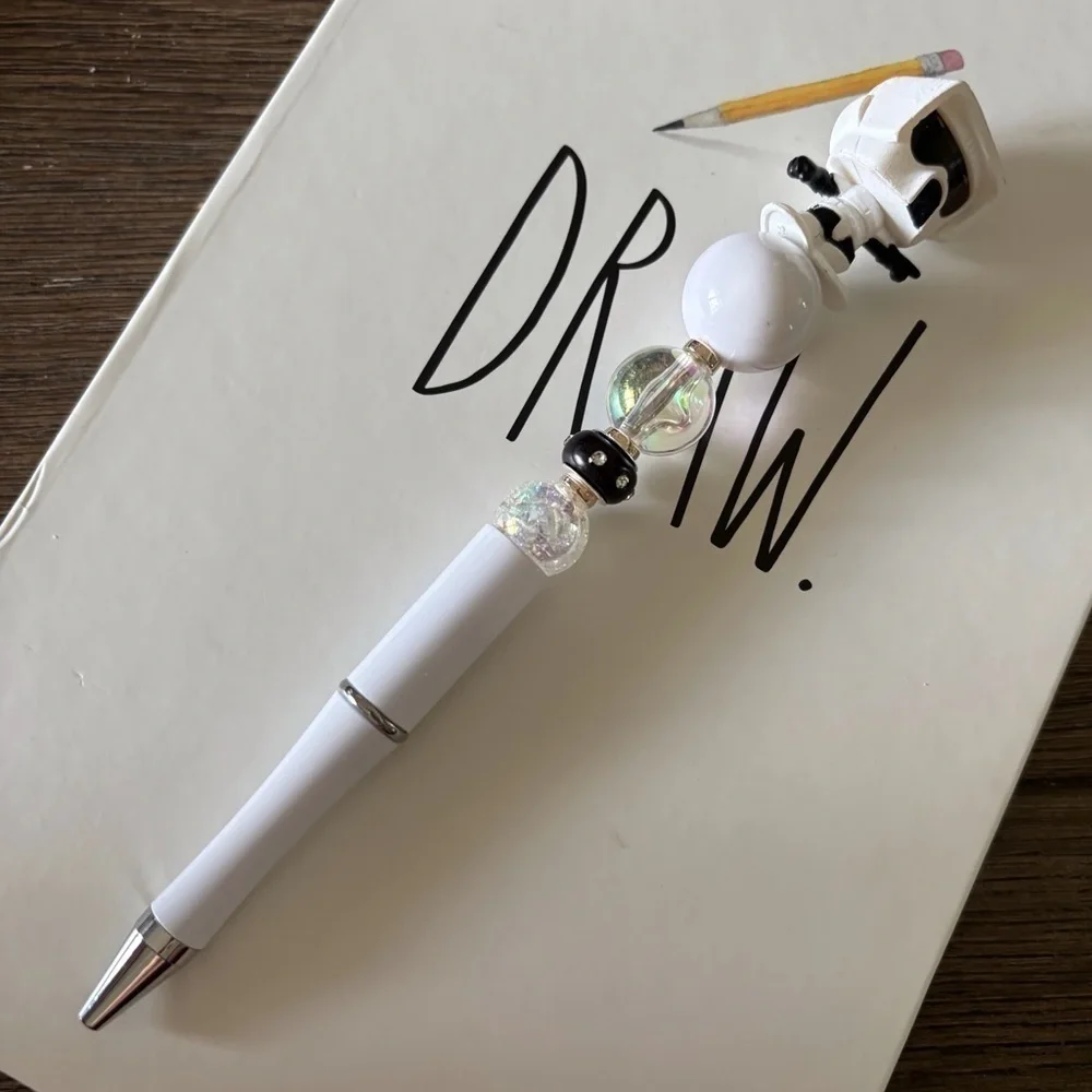 Disney Doorables: Star Wars: Scout Trooper handmade beaded pen